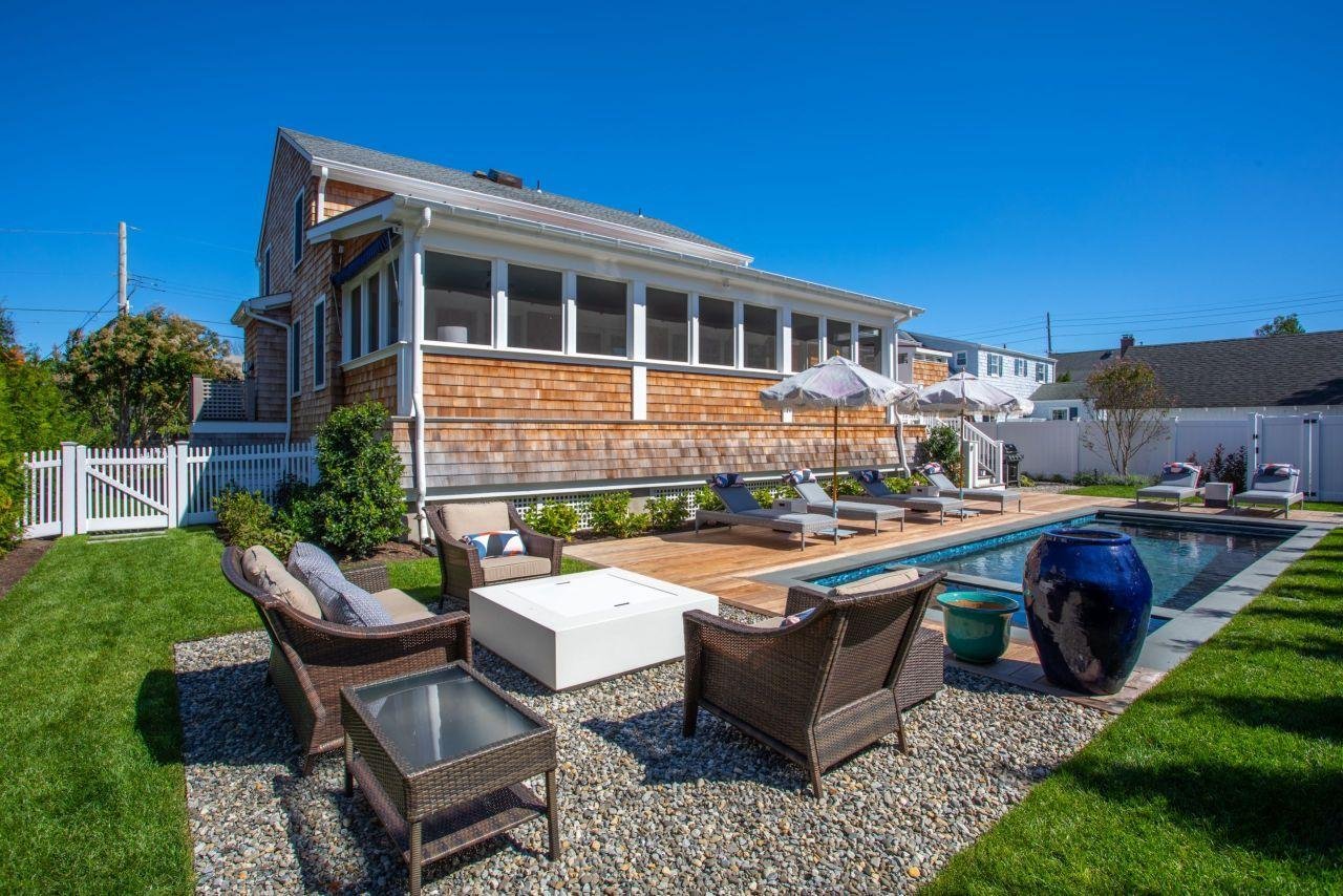 Custom Home Builders